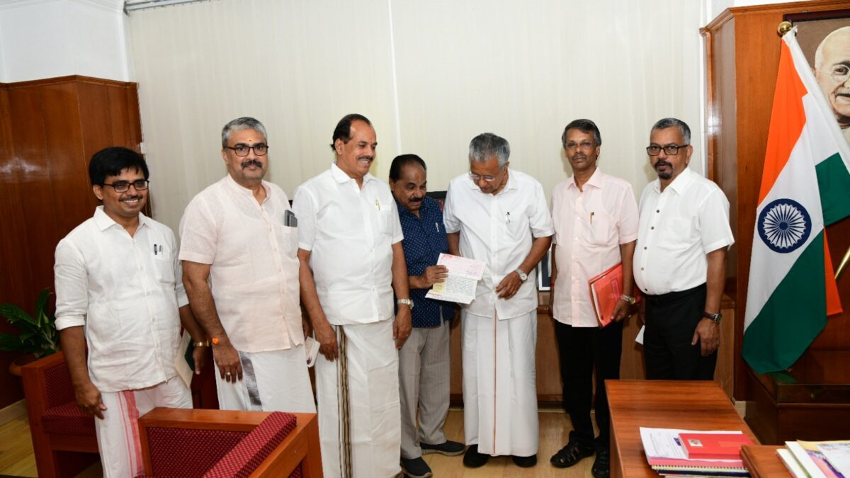 CMS donates ₹ 25 lakhs