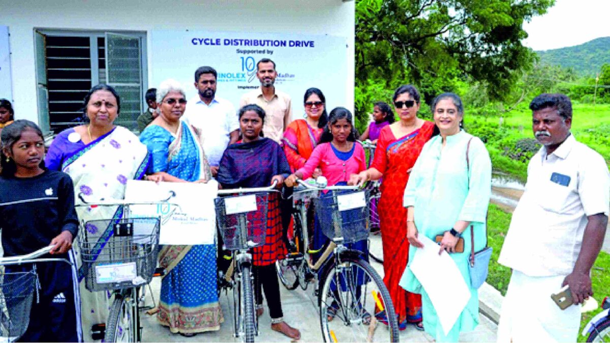 FLO distributed 25 Bicycles to deserving students