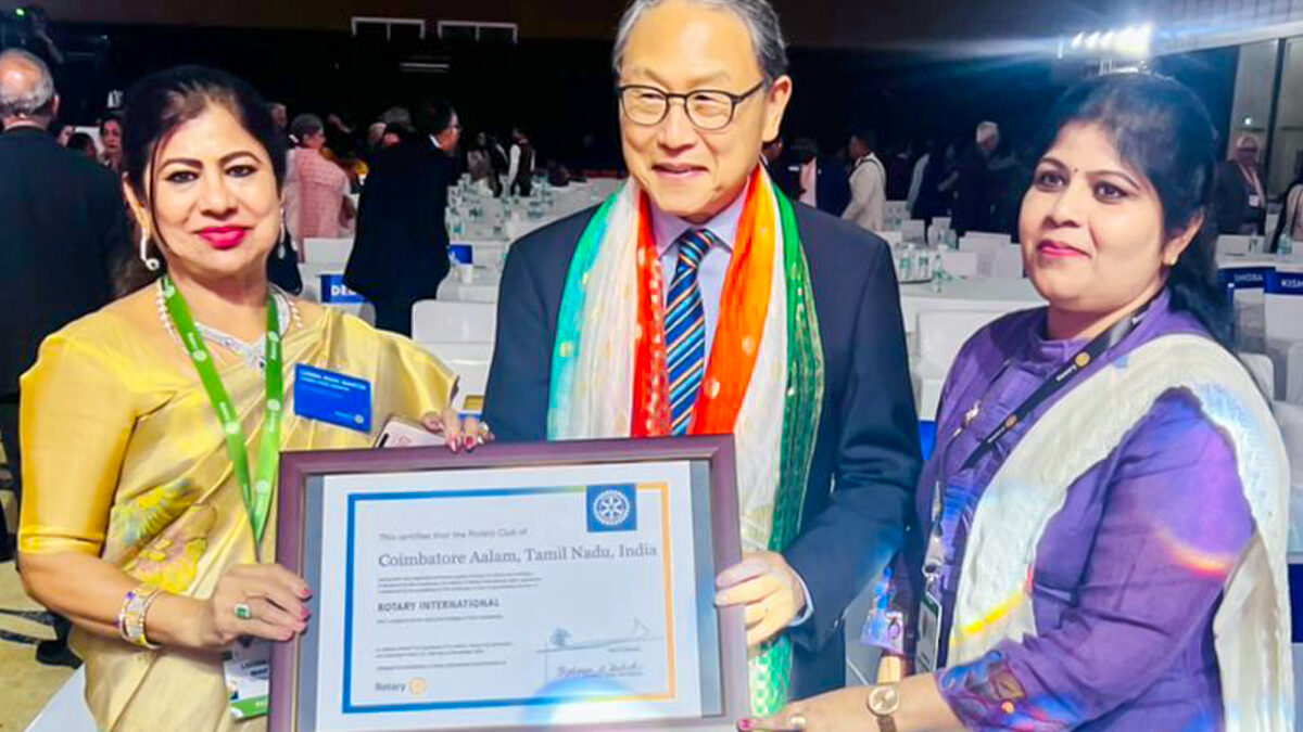 Rotary Aalam receives their Club Charter