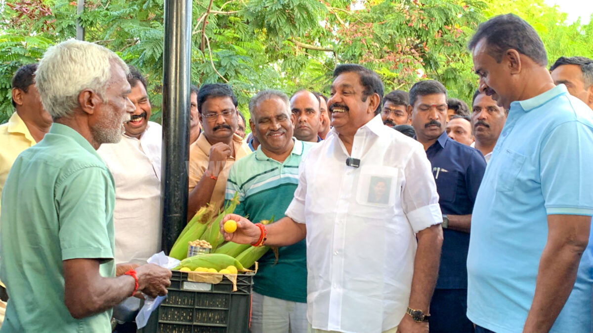 கோவையில் எலுமிச்சை வாங்கிய எடப்பாடியார்