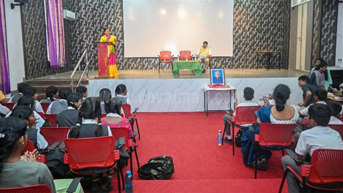 Mega Interschool Science Competition held at Hindusthan College