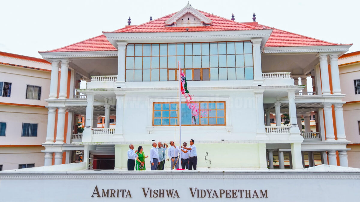 Amrita Vishwa Vidyapeetham Celebrates Independence Day