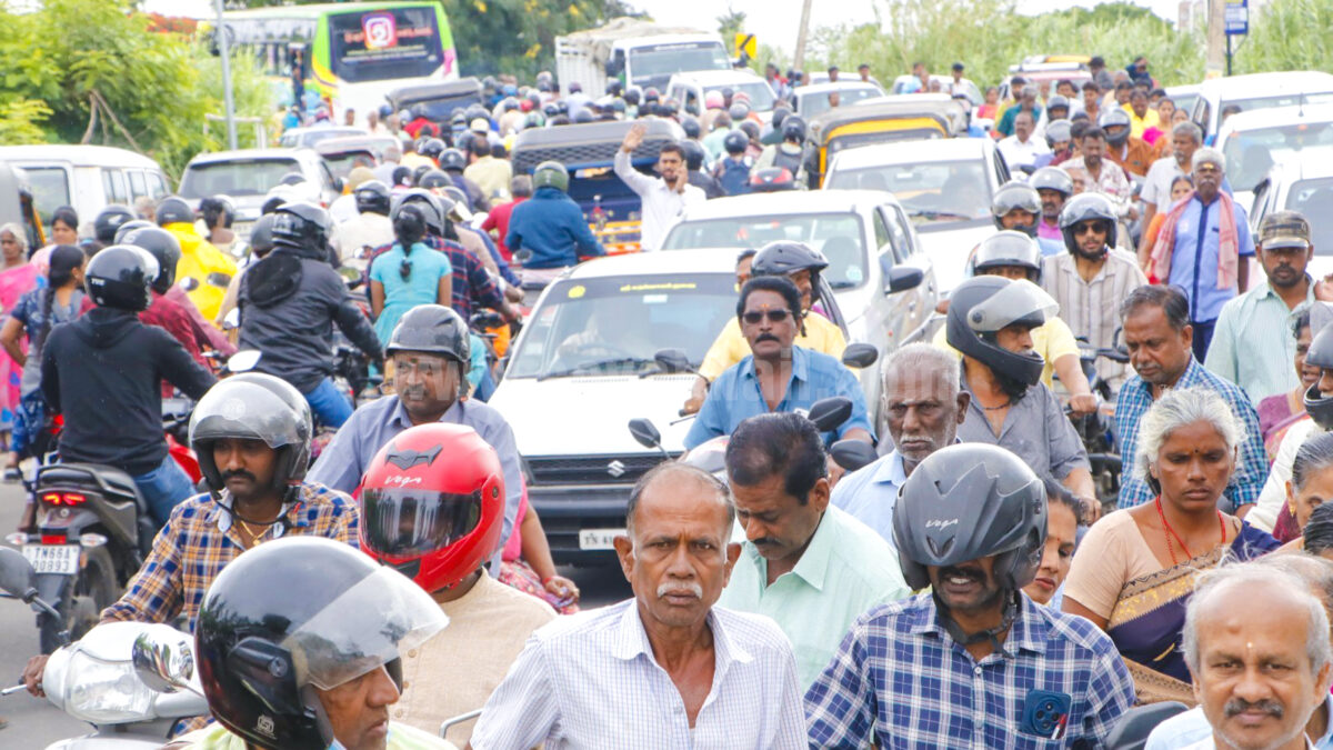 வாகன ஓட்டிகளே உஷார்… மேட்டுப்பாளையம் சாலையில் போக்குவரத்து மாற்றம்