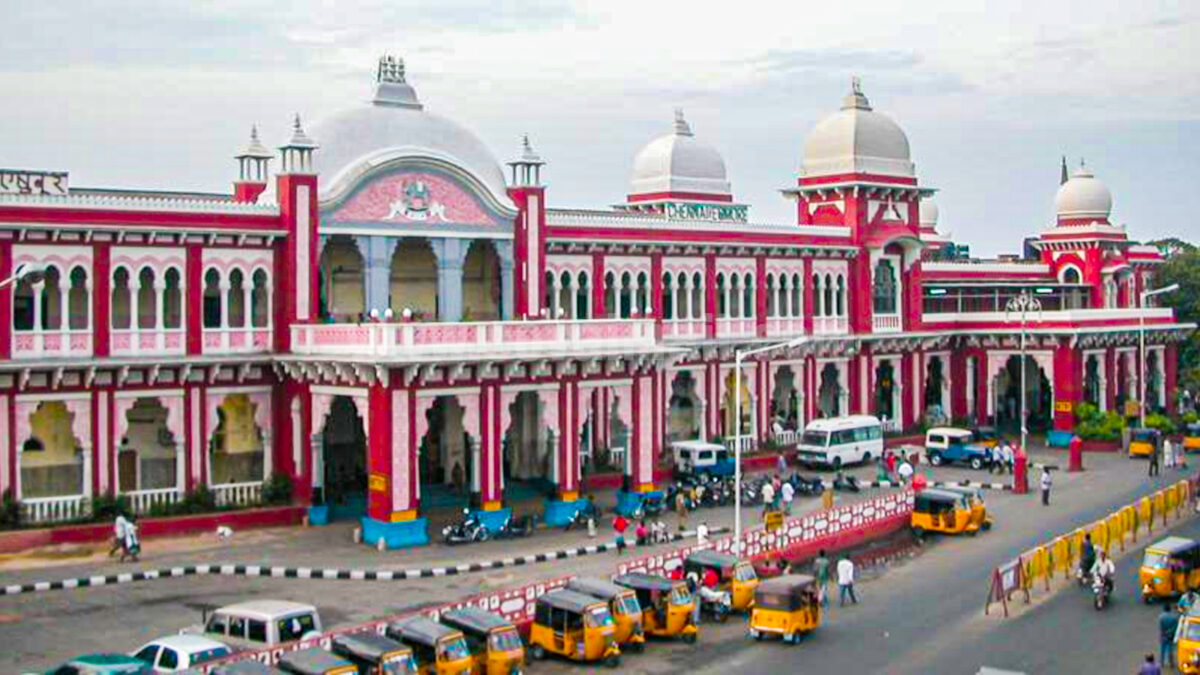 ரயில் நிலையங்களில் நெரிசலைத் தவிர்க்க புதிய திட்டம்