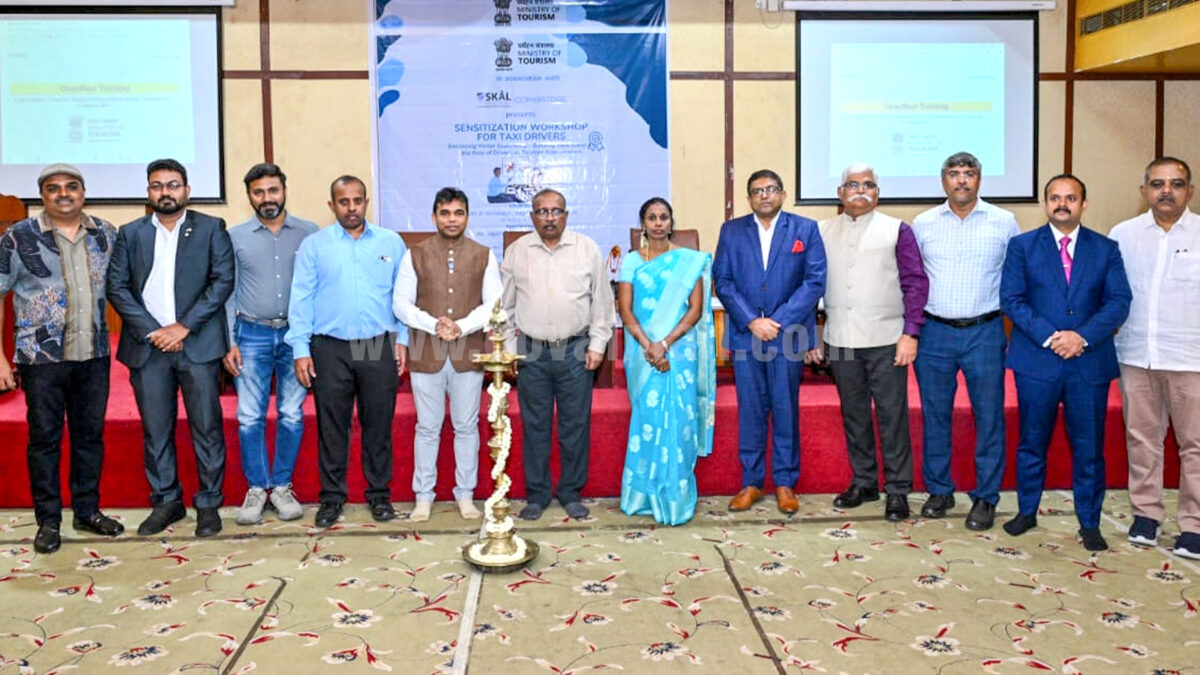 Coimbatore Skal Club International conducts a skill development program for 250 taxi drivers