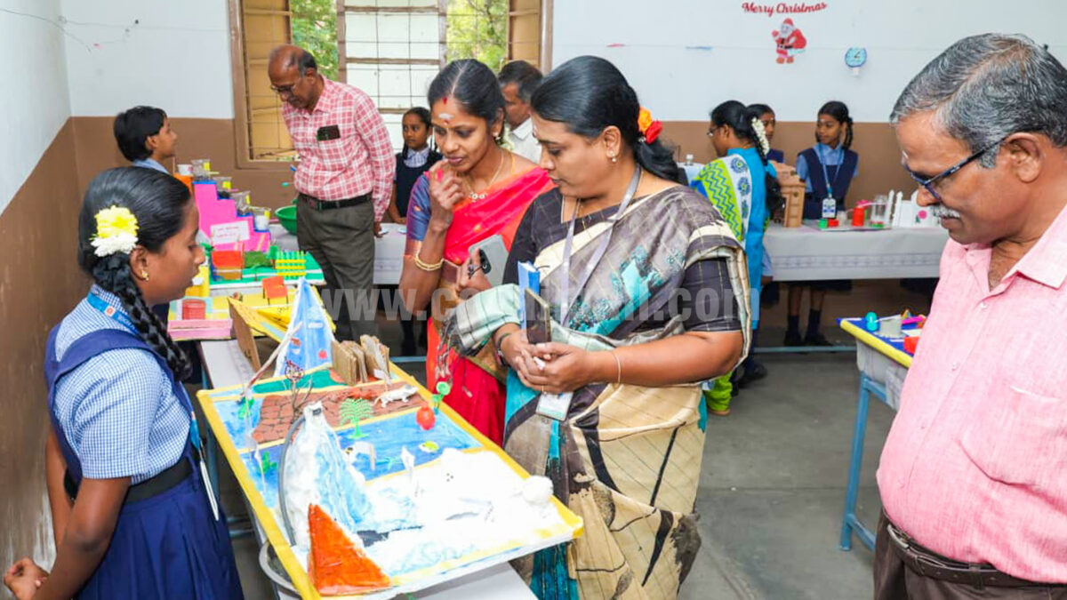 மாரியம்மாள் பள்ளியில் திறன் கண்காட்சி