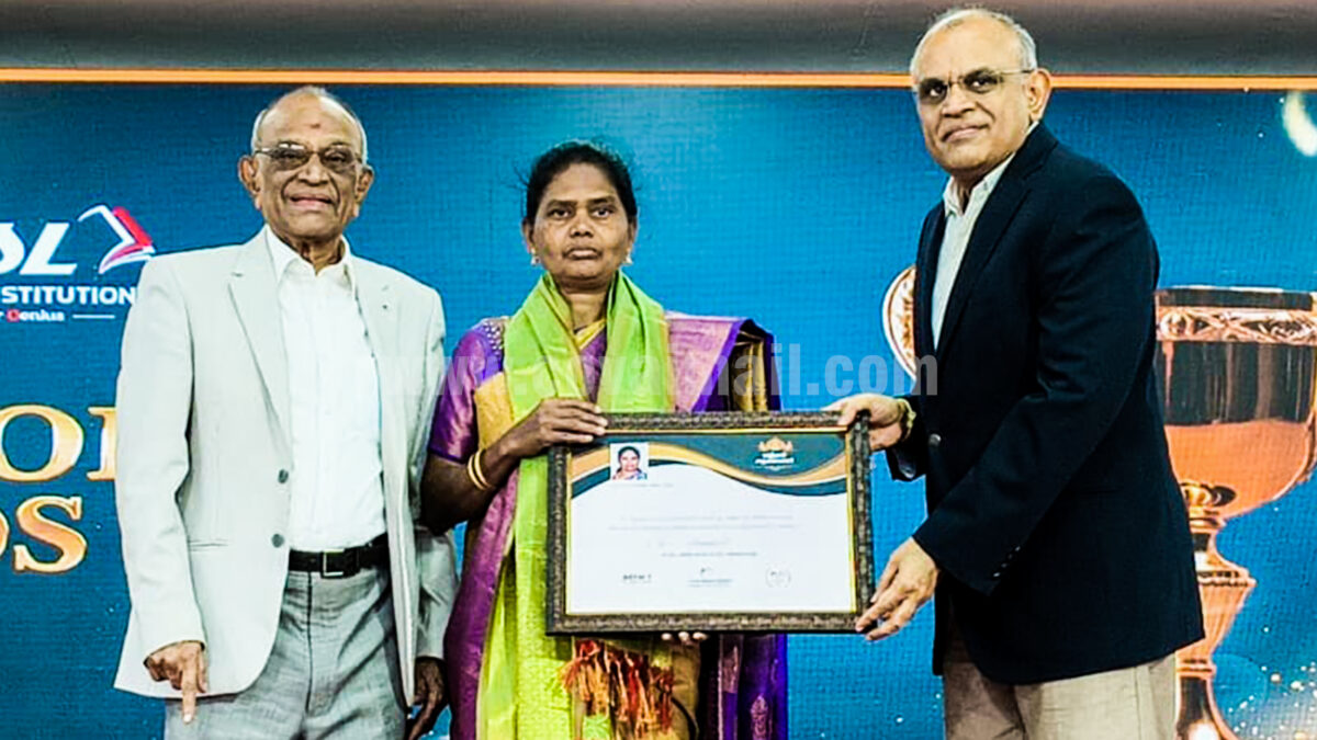 கே.ஜி.ஐ.எஸ்.எல் குழுமத்தின் சார்பாக கல்வி விருது வழங்கும் விழா