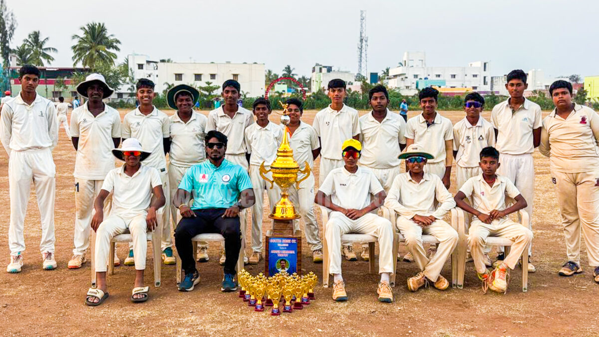 சாம்பியன் பட்டம் வென்று  ஸ்ரீ ராமகிருஷ்ணா கிரிக்கெட் அறக்கட்டளை சாதனை