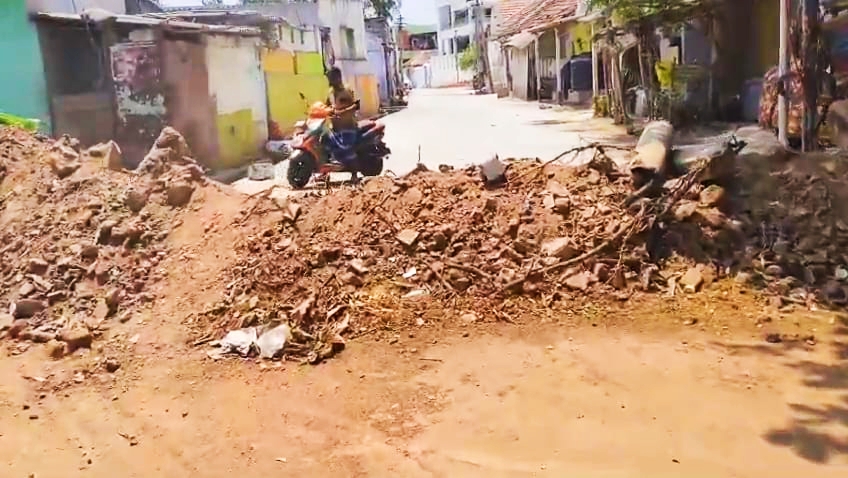 பயன்படுத்த முடியாத வகையில் மாறிய சாலை; உடனே சரிசெய்ய வானதி சீனிவாசன் வலியுறுத்தல்