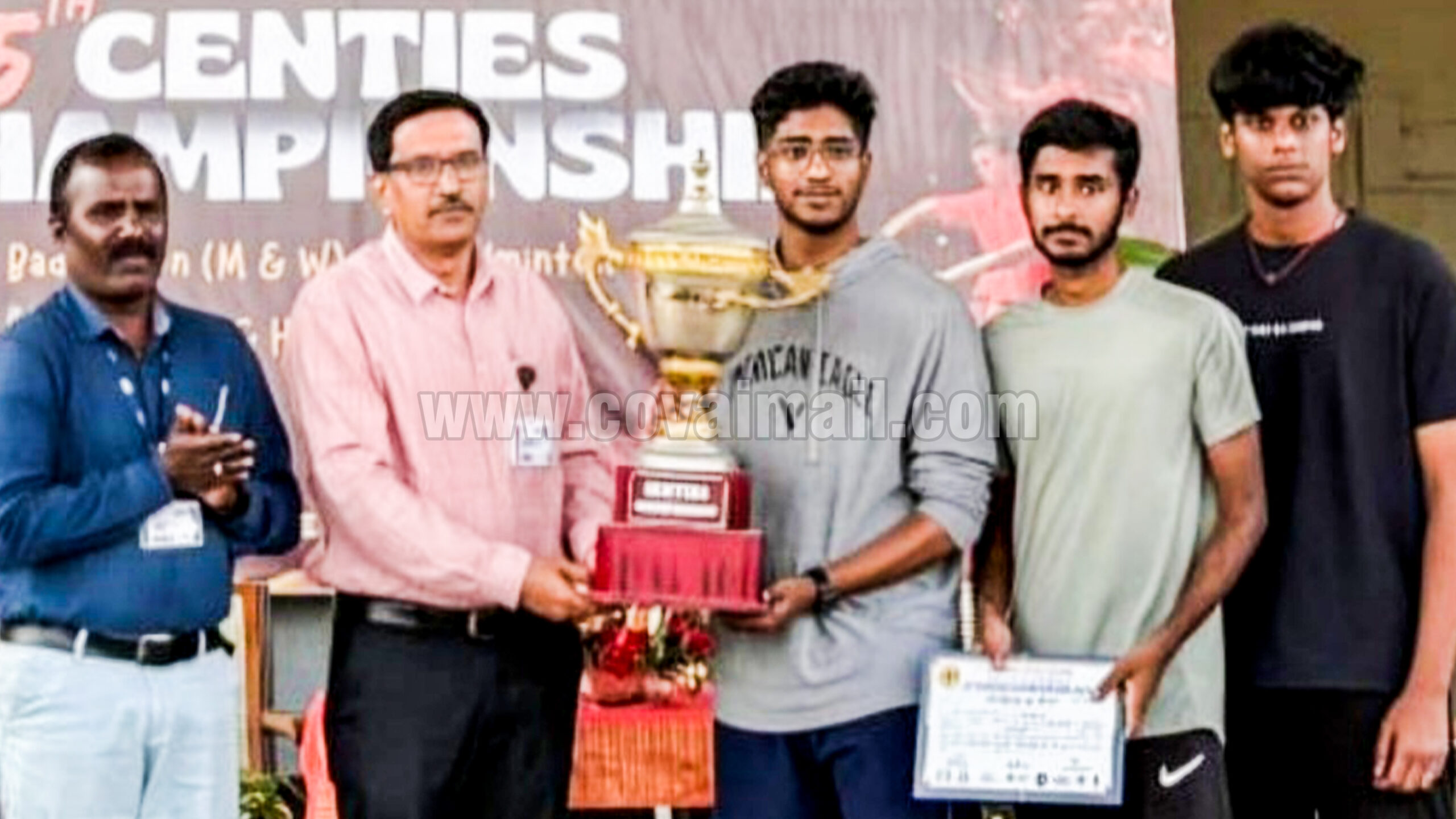 PSG badminton scaled