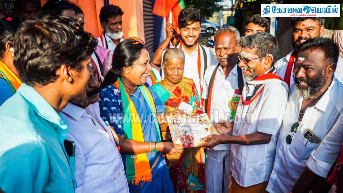 ‘தாமரைக்கு வாக்களியுங்கள்’! வீடு, வீடாகச் சென்று வாக்கு சேகரித்த வானதி சீனிவாசன்