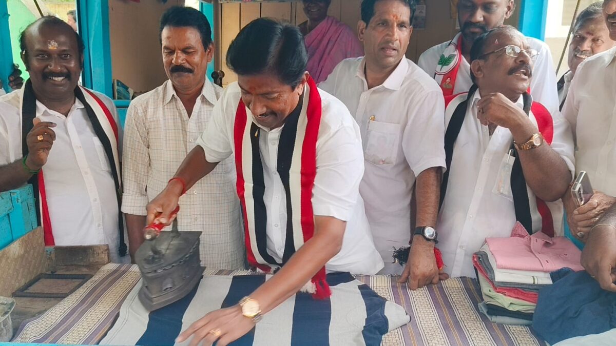 துணி இஸ்திரி செய்து தேர்தல் பிரச்சாரம்…  கவனம் ஈர்த்த சிங்காநல்லூர் அதிமுக வேட்பாளர் கே.ஆர்.ஜெயராம்!