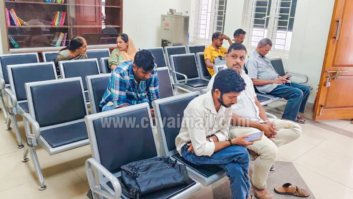சார்பதிவாளர் அலுவலகங்களில் கூடுதல் இருக்கை வசதி – பொதுமக்கள் வரவேற்பு!