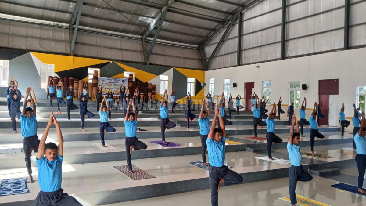 இந்துஸ்தான் கல்லூரியில் யோகா தினம் கொண்டாட்டம்