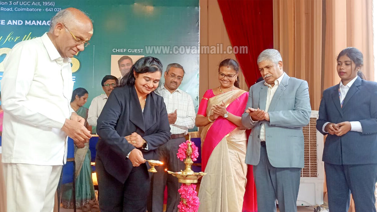 கற்பகம் உயர்கல்விக் கழகத்தில்  முதலாமாண்டு மாணவர்களுக்கான வரவேற்பு விழா