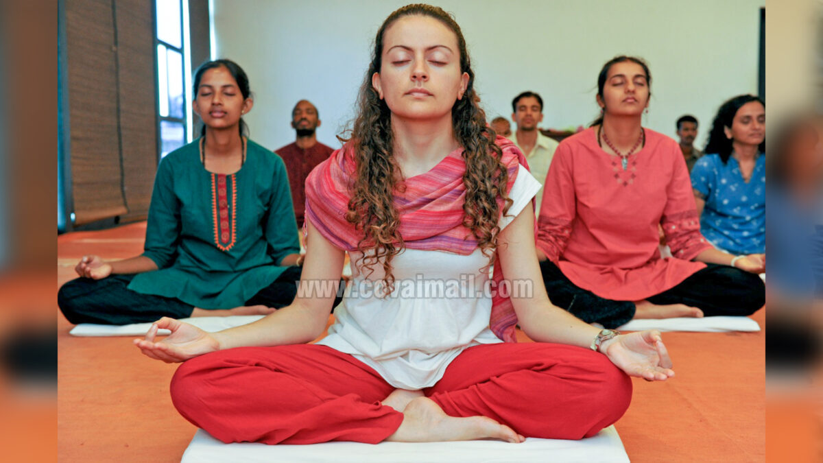 முதுகுதண்டு பலம், மன அமைதி பெற ஈஷாவின் இலவச யோக வகுப்பு  மிஸ்டு கால் மூலம் பதிவு செய்யலாம்!