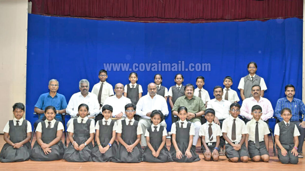 பெண் குழந்தைகளிடம் இரும்புச்சத்து குறைபாடு அதிகரிப்பு  – சச்சிதானந்த பள்ளியில் சித்த மருத்துவர் சிவராமன் தகவல்