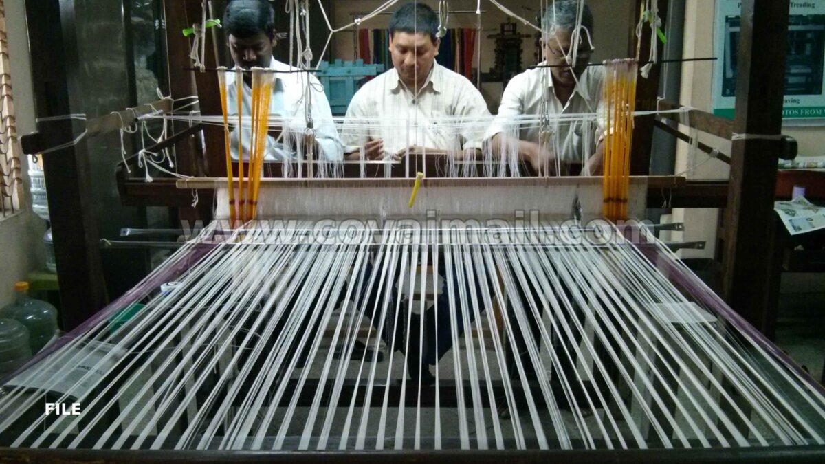 பொங்கல் இலவச வேட்டி, சேலை திட்டத்திற்கு வெளிச்சந்தையில் நூல் கொள்முதல் செய்ய அரசு அனுமதி