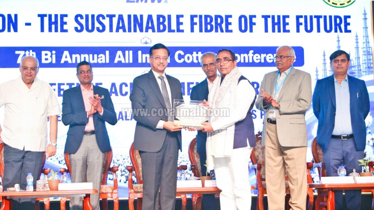 ICF inaugurate 7th Biennial All India Cotton Conference; 6 eminent personalities honoured with Lifetime Achievement Awards