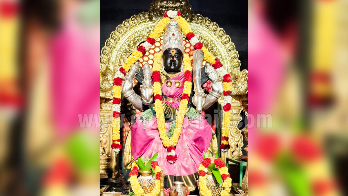 பெரியதடாகம் லலிதாம்பிகை கோவிலில்  விஜயதசமி சிறப்பு பூஜை