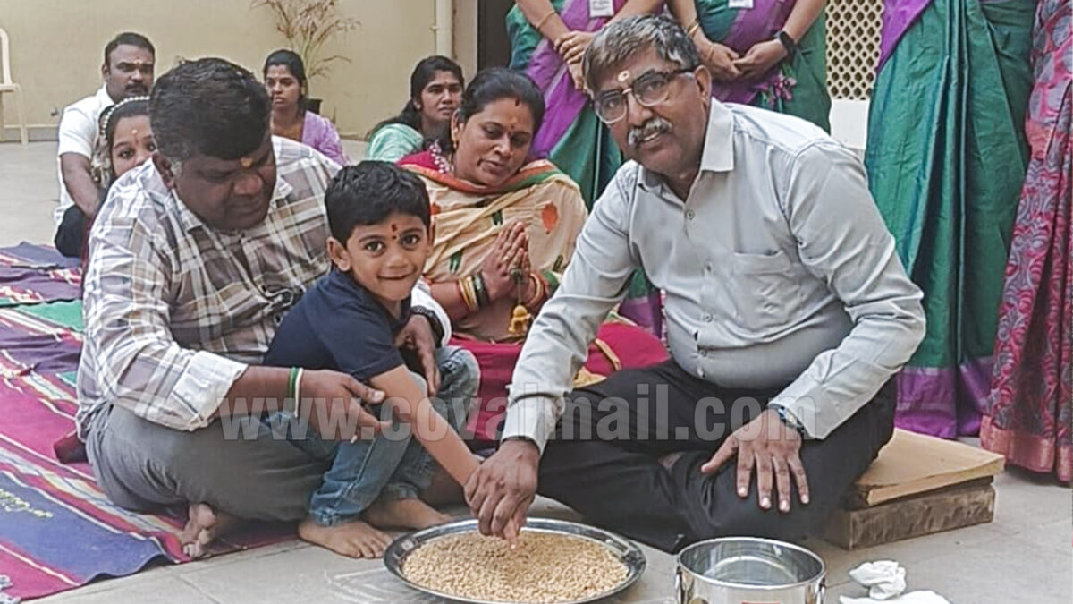 பாரதிய வித்யா பவன் பள்ளியில் வித்யாரம்பம் பூஜை