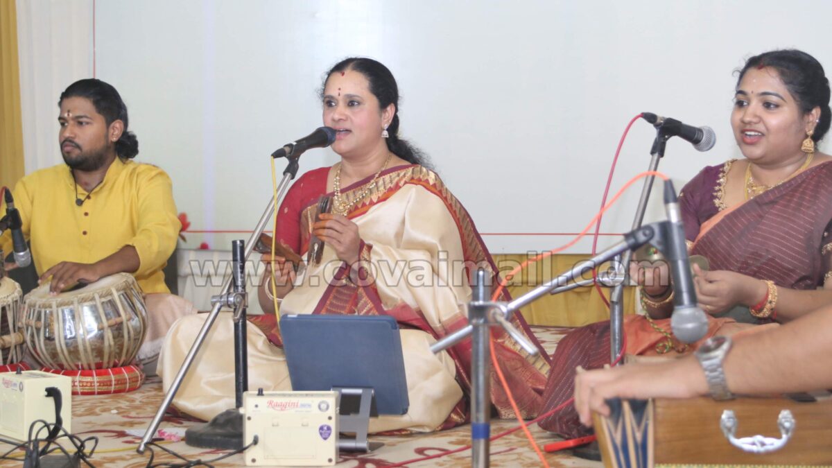Classical Singer Uma Kumar’s Abhang concert held in Coimbatore
